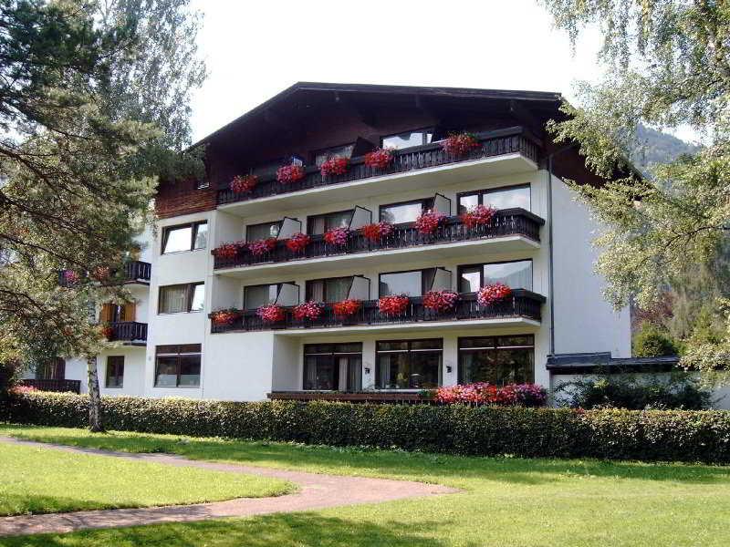 Hotel Schoenblick Zell am See Exterior photo