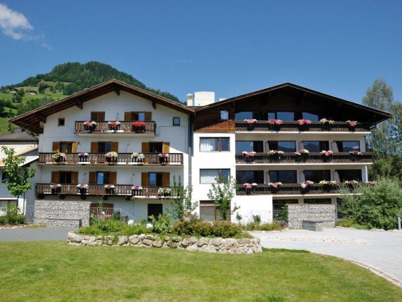 Hotel Schoenblick Zell am See Exterior photo