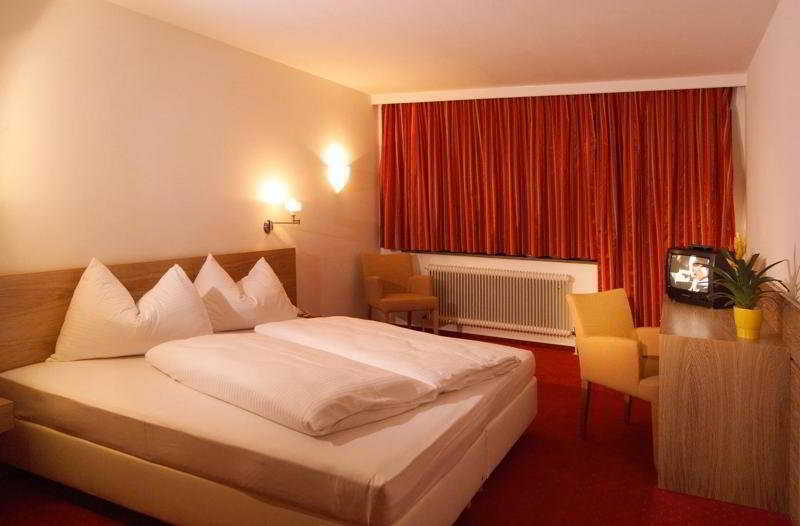 Hotel Schoenblick Zell am See Exterior photo